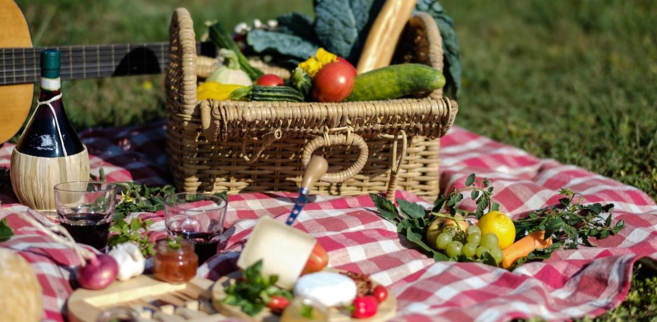 2 Cuori E 1 Yurta Glamping In Tuscany - Adults Only Asciano Zewnętrze zdjęcie