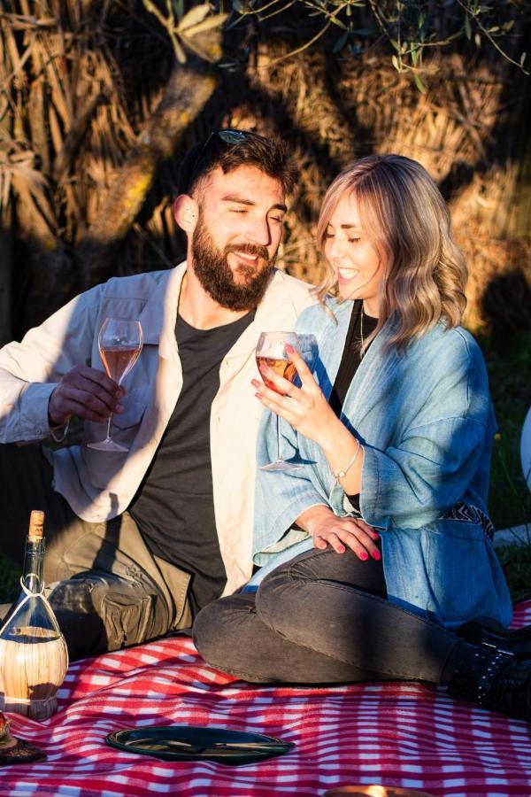 2 Cuori E 1 Yurta Glamping In Tuscany - Adults Only Asciano Zewnętrze zdjęcie