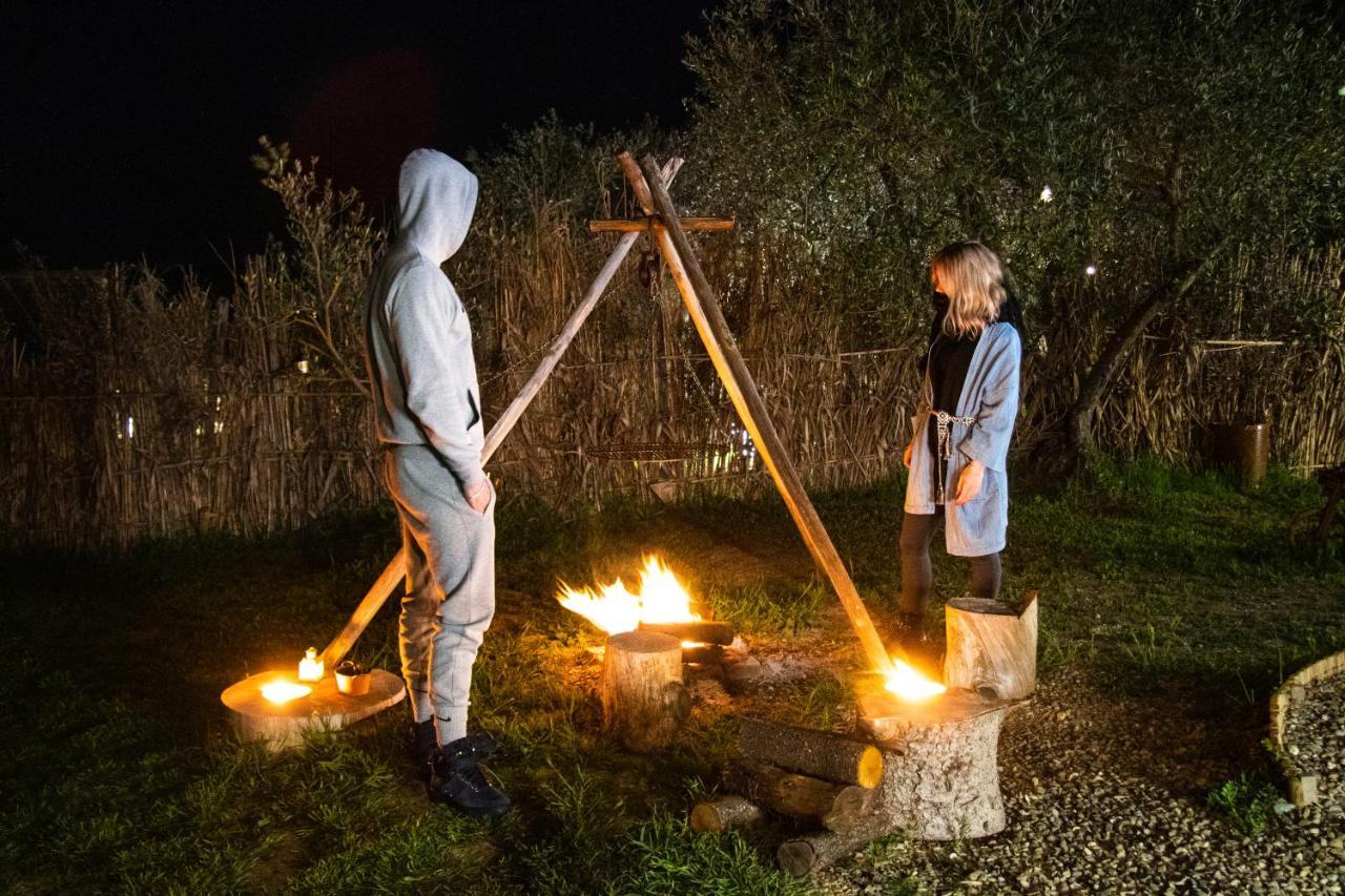 2 Cuori E 1 Yurta Glamping In Tuscany - Adults Only Asciano Zewnętrze zdjęcie